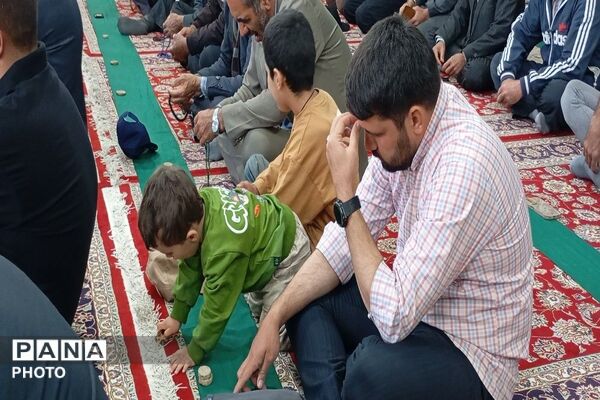 اقامه نماز عبادی سیاسی جمعه در آخرین هفته فروردین ماه 