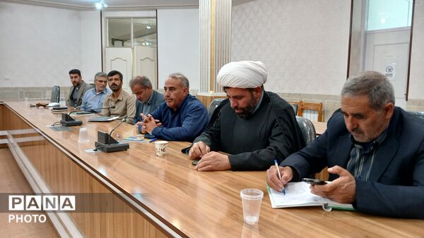 جلسه مدیران مدارس شهرستان بن