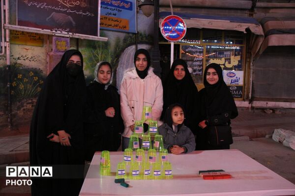 صحنه اتحاد اقشار مختلف برای ایران