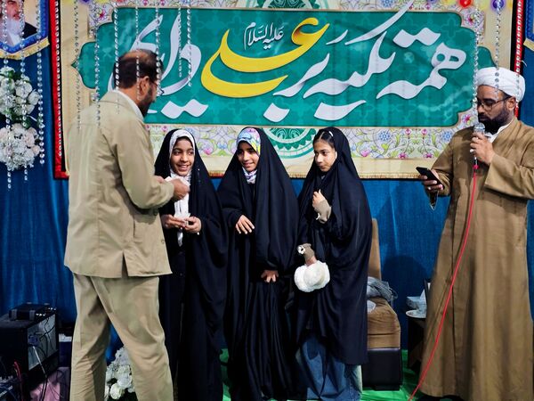 جشنی ماندگار در مهدیه عنبرآباد با طنین نام علی (ع)