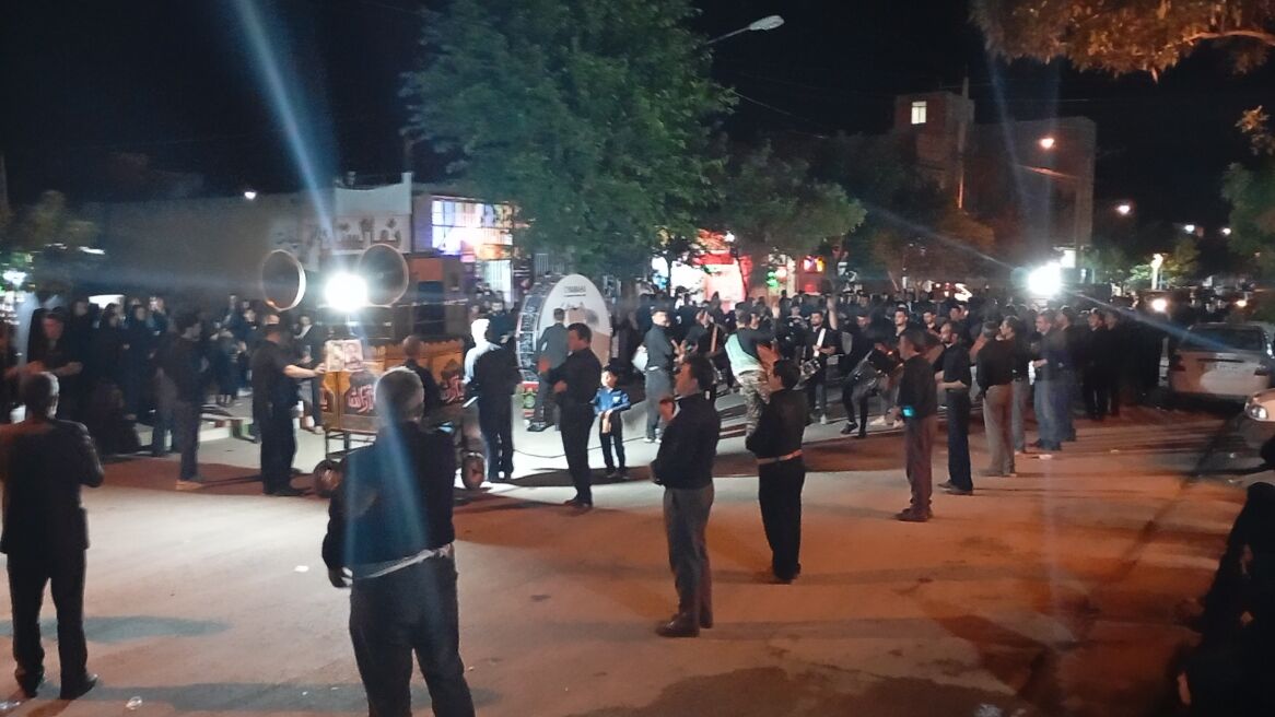 مراسم شب عاشورا در شهر تیتکانلو
