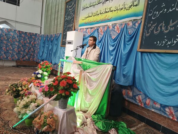 پایان یک ماه بندگی خداوند و نماز عید فطر در گناباد
