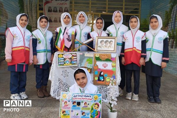 نواختن زنگ پدافند غیرعامل در دبستان هدی با محوریت پدافند زیست‌محیطی