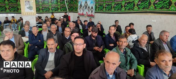 مراسم تشییع نمادین رهبر شهید در فلارد