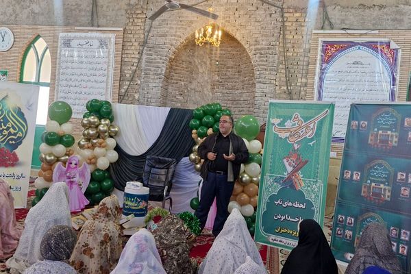 فشافویه میزبان خلوت عاشقانه دانش آموزان در نخستین روز اعتکاف همزمان با ولادت حضرت علی (ع)