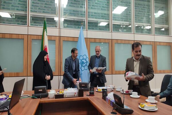 تقدیر از معلمان و مدیران مدارس منطقه طبرسی شمالی