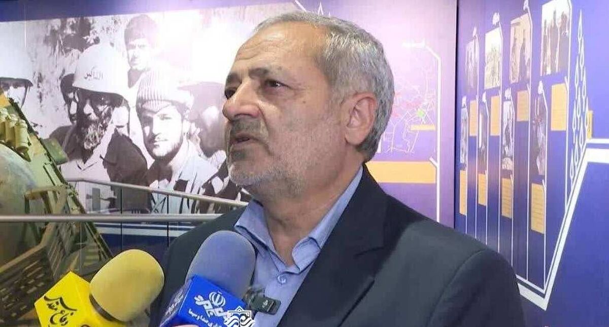 کتب درسی سال ۱۴۰۶ با رویکرد شناخت رهبر شهید تدوین می‌شود