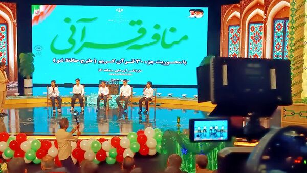 هم‌نوا شدن دل‌ها با آیات وحی در محفل انس با قرآن کریم