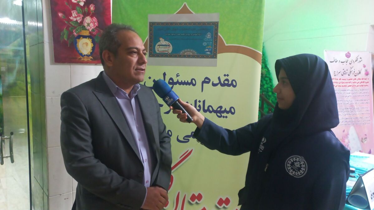 شورای دانش آموزی بازوی توانمند مدارس است