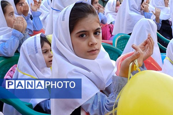 جشن شکوفه‌ها در شهرستان ورامین