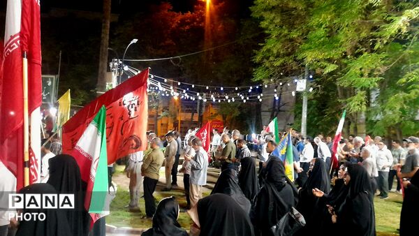 میدان امام (ره)، کانون خروش مردم در تجدید میثاق با آرمان‌ های شهیدان