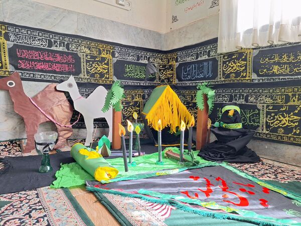 نوآموزان قرآنی دارالقرآن امام علی(ع) در سوگ شهادت حضرت رقیه 