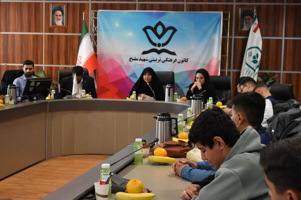 جلسه هم‌اندیشی خبرنگاران پانای شهر تهران