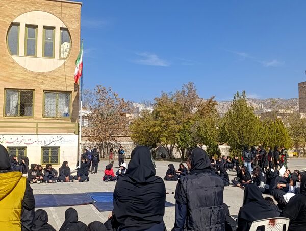 المپیاد ورزشی در هنرستان فاطمیه