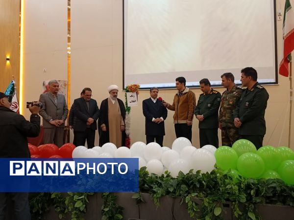 صدای زنگ انقلاب برای آغاز جشنی دوباره