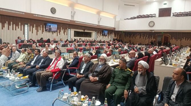 تجلیل از الماس های درخشان با حضور استاندار مشهد در استانداری خراسان رضوی 