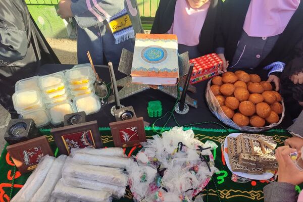 موکب فاطمی در دبستان مینوی خرد 