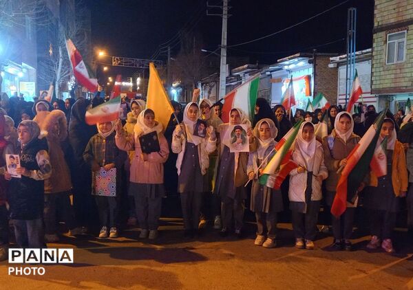 اربعین رهبر شهید انقلاب و شهدای دانش آموز میناب در چاراویماق