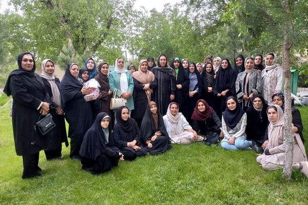 تکریم مقام معلم، انگیزه‌ای تازه برای آموزش با عشق و تعهد