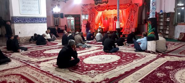 برگزاری مراسم تشییع نمادین پیکر امام رضا(ع)در امامزاده سید محمد(ع) کاشمر