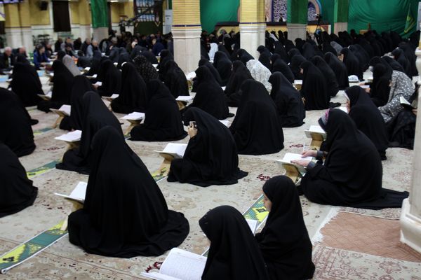 جزء خوانی قرآن کریم در حسینیه اعظم زنجان 