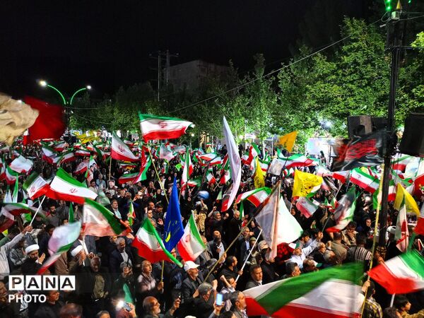 چهل و سومین شب از اجتماع مردمی در کاشمر