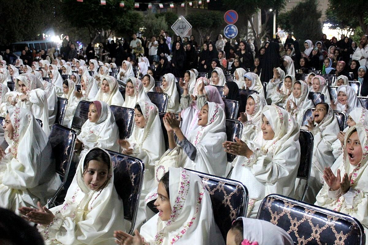 جشن تکلیف فرشته های زمینی در میدان ایثار جوادآباد