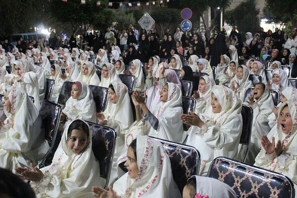 جشن تکلیف فرشته های زمینی در میدان ایثار جوادآباد