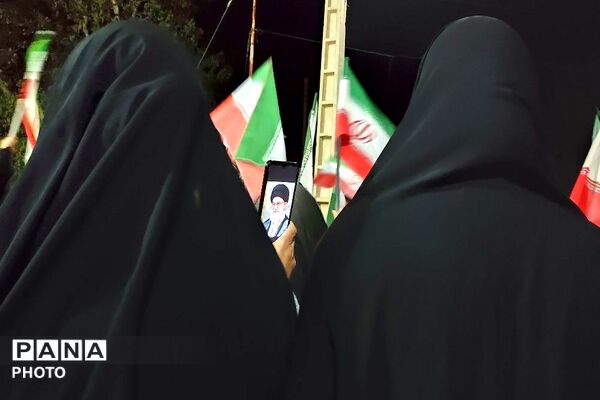 جهاد حضور در خیابان ادامه دارد