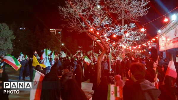 قدرت پنهان همبستگی: چگونه اتحاد مردم جهان را تغییر می‌دهد