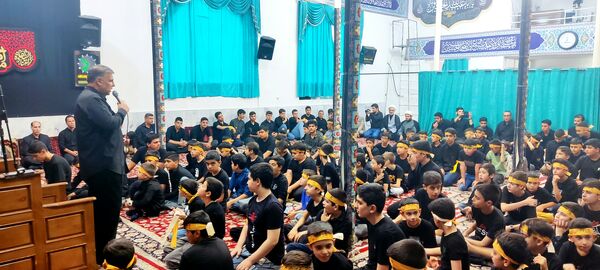 برگزاری همایش احلی من العسل در اسفراین 
