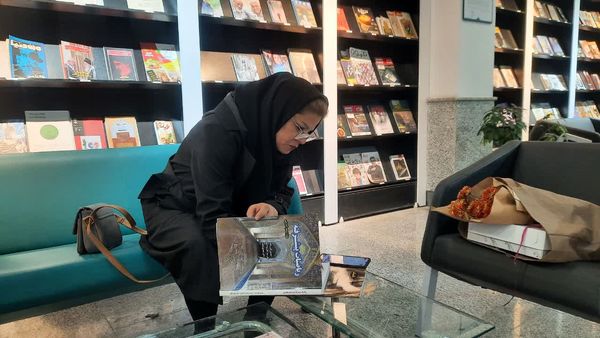 رونمایی از کتاب ریاضیات پیشرفته در کتابخانه مرکزی بجنورد 