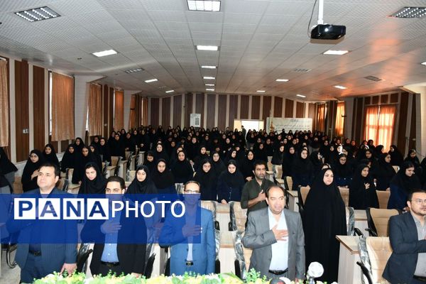 مراسم تجلیل از مدیران و رتبه‌های برتر کنکور ۱۴۰۴ در شهرستان مه‌ولات