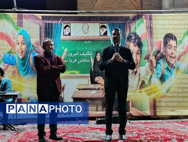 جشن بزرگ تقدیر از هفته دفاع مقدس درکنار نسل آینده ساز