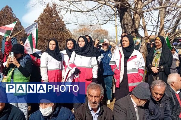 فیروزکوه یکپارچه فریاد «استقلال، آزادی» سر داد