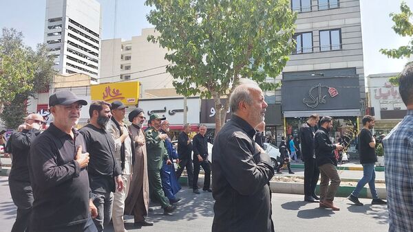 فردیس میزبان پیاده‌روی پرشور جاماندگان اربعین شد