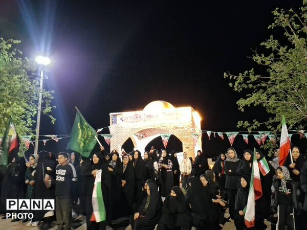 حرکت کاروان خودرویی و موتوری بیعت با رهبر انقلاب در شهر آوه