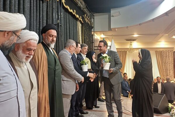 مراسم بزرگداشت مقام معلّم در تالار شباهنگ شهرستان شهریار