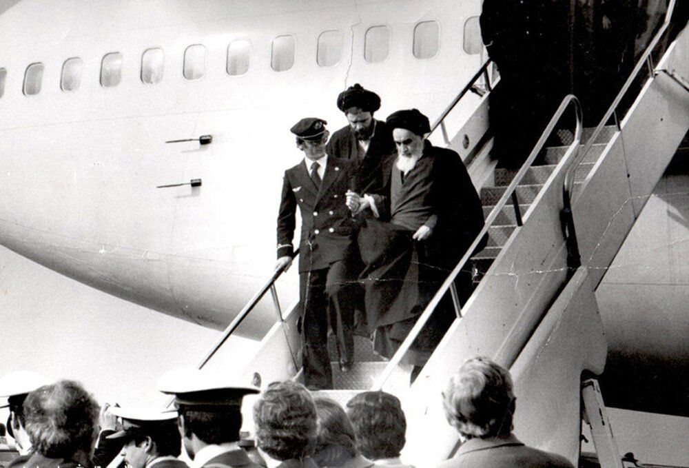 حضور مردم در انقلاب اسلامی حضوری اعتقادی و قلبی بود