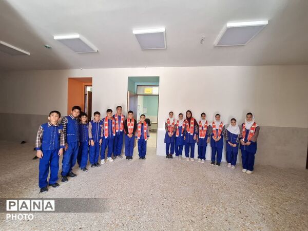روز بدون کیف در آموزشگاه شهید ذوالفقاری روستای احمد آباد