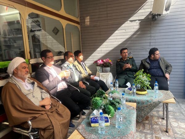 مراسم چفیه‌های بهشتی در دبیرستان قلم اصفهان