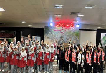 یادواره رهبر شهید امت و شهدای دبستان شجره طیبه میناب در شهرستان تربت جام