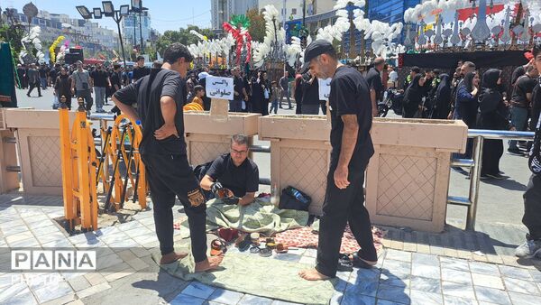 خیابان‌های منتهی به حرم، مملو از زائران رضوی
