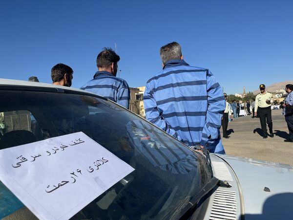 رو‌نمایی از کشفیات انتظامی فارس