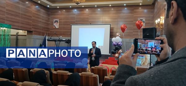 آیین اختتامیه دهمین دوره جشنواره نوجوان خوارزمی در طرقبه شاندیز