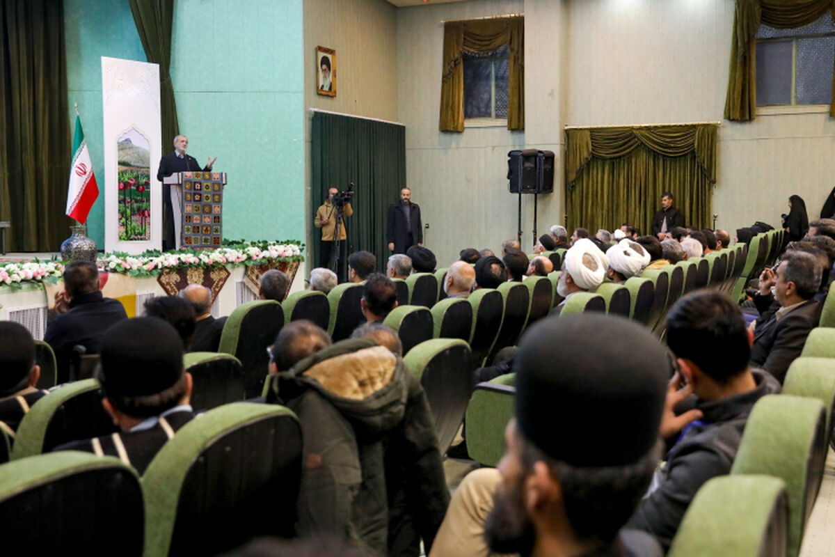 هیچ ملتی با تکیه بر دیگران پیشرفت نکرده است