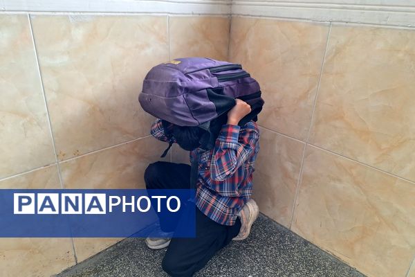 مانور زلزله در دبستان معارف 6 ناحیه 3