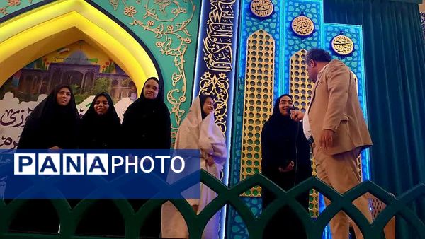 ضیافت همدلی و معنویت بسیجیان دبیرستان برازنده مقدم یک یزد