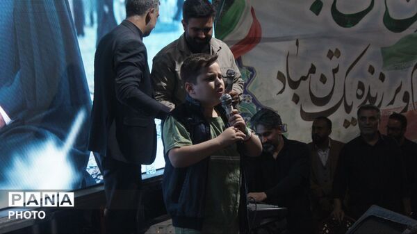 تجمعات شبانه، جلوه ای از دفاع مردم از حقوق ملت 