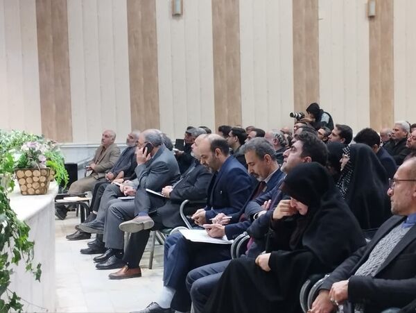 کاشان، مقصد اولین سفر شهرستانی مدیرکل آموزش و پرورش استان اصفهان